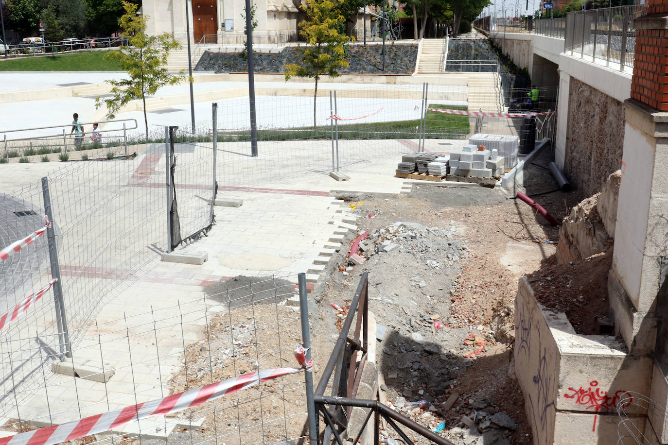 Fotos: Así ha quedado la Plaza Rafel Cano tras su remodelación