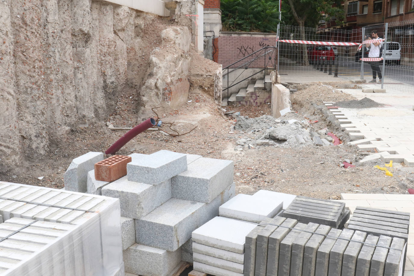 Fotos: Así ha quedado la Plaza Rafel Cano tras su remodelación