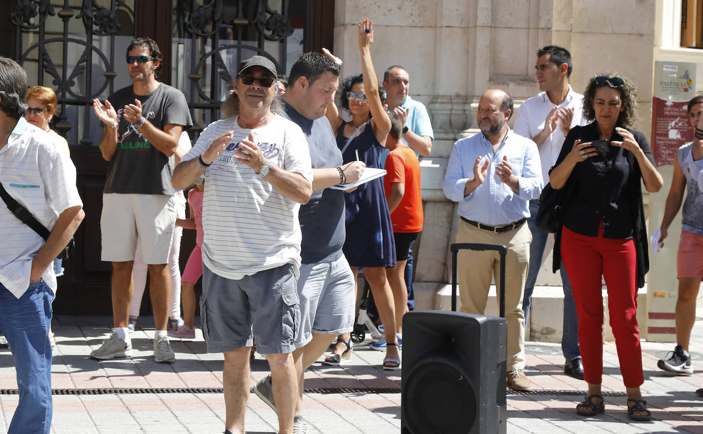 Fotos: Monzón se manifiesta por su castillo