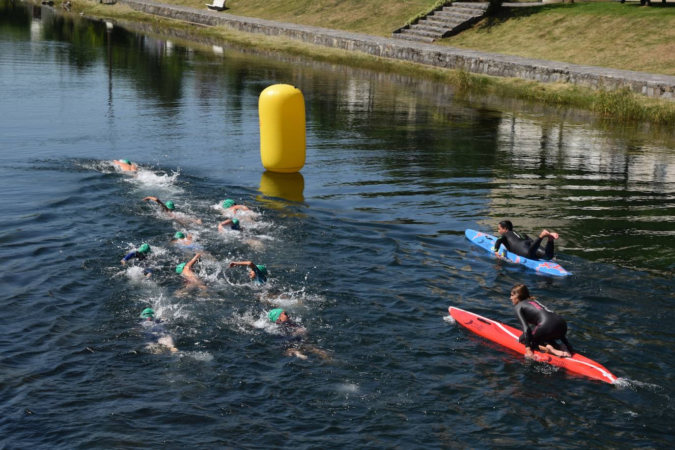 Fotos: Travesia a nado en Velilla del río Carrión