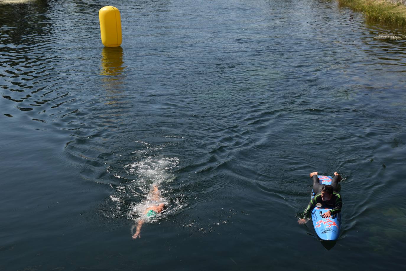 Fotos: Travesia a nado en Velilla del río Carrión