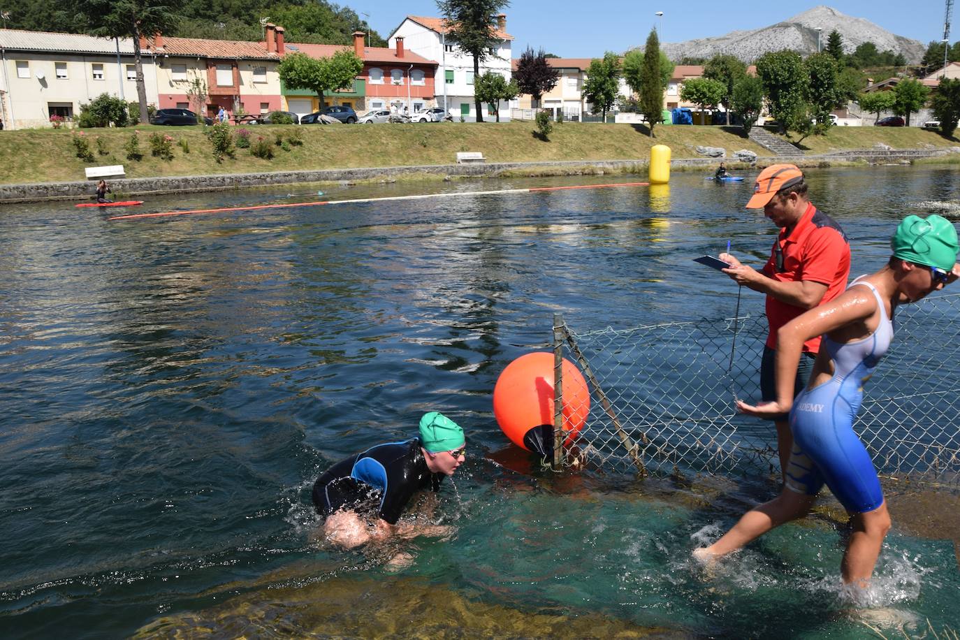 Fotos: Travesia a nado en Velilla del río Carrión