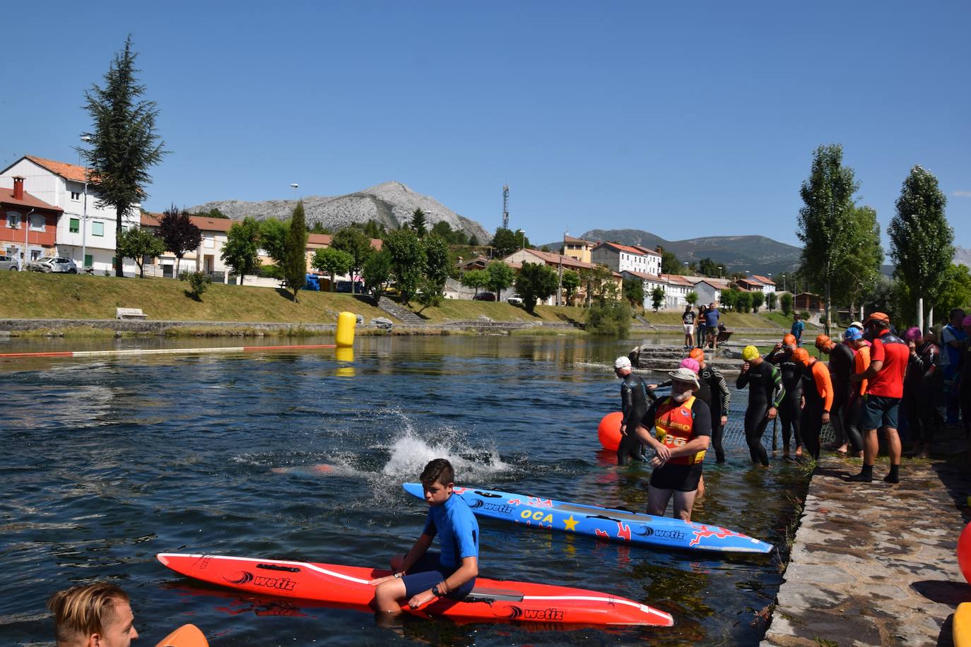 Fotos: Travesia a nado en Velilla del río Carrión