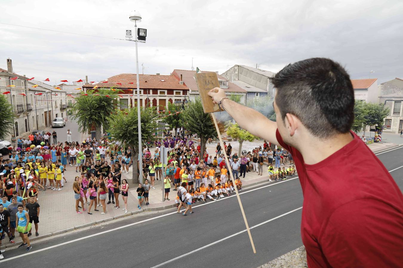 Fotos: Chupinazo y desfile de peñas en Campaspero