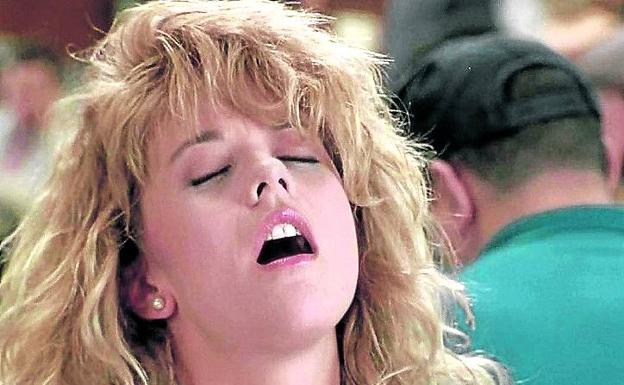 Meg Ryan, fingiendo un orgasmo.