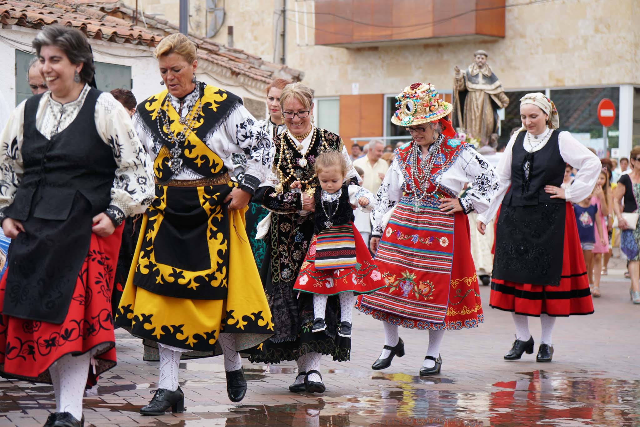 Fotos: Doñinos vive el día grande de sus fiestas