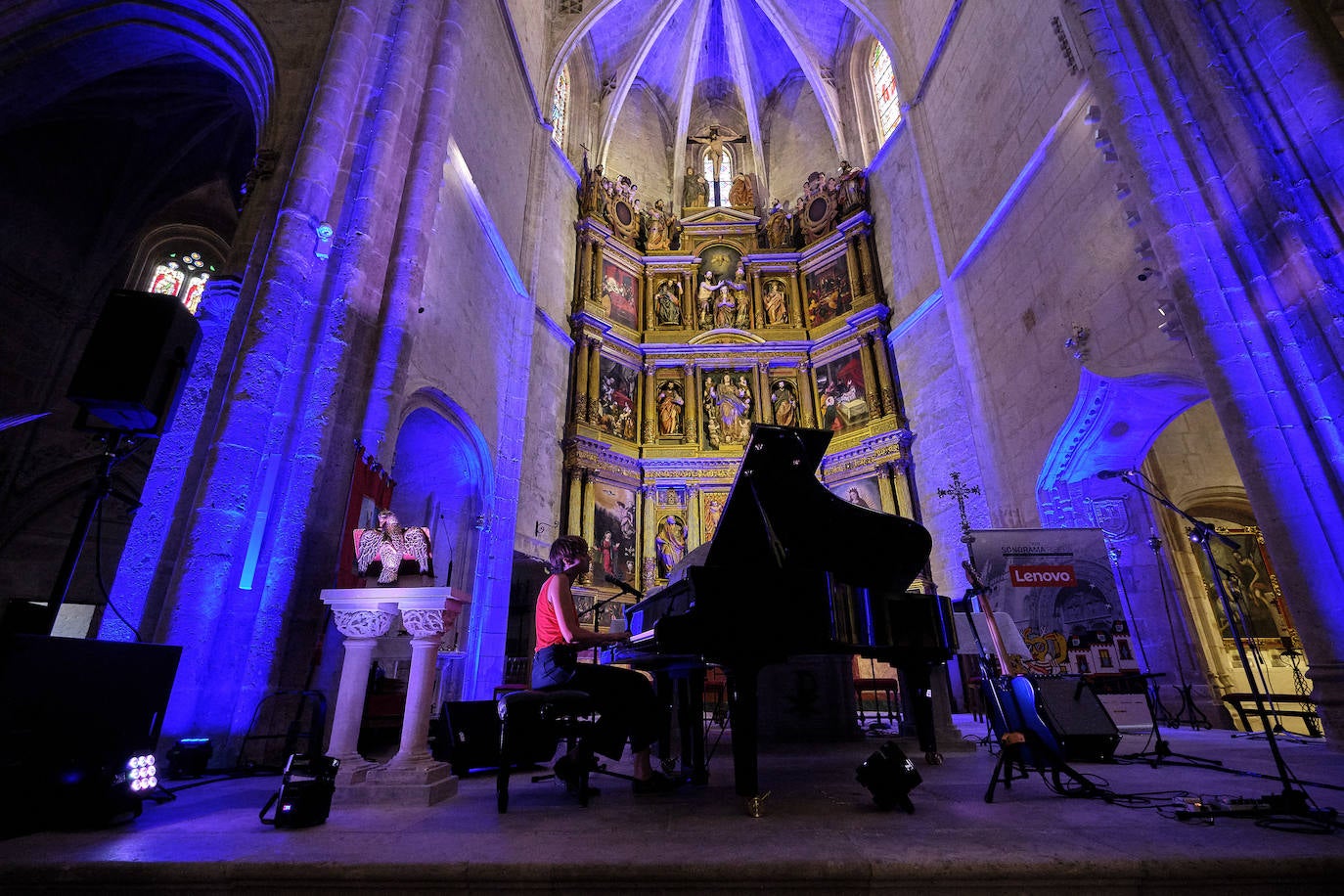 Fotos: La lluvia no puede con la jornada del viernes del Sonorama 2019, 1 de 6