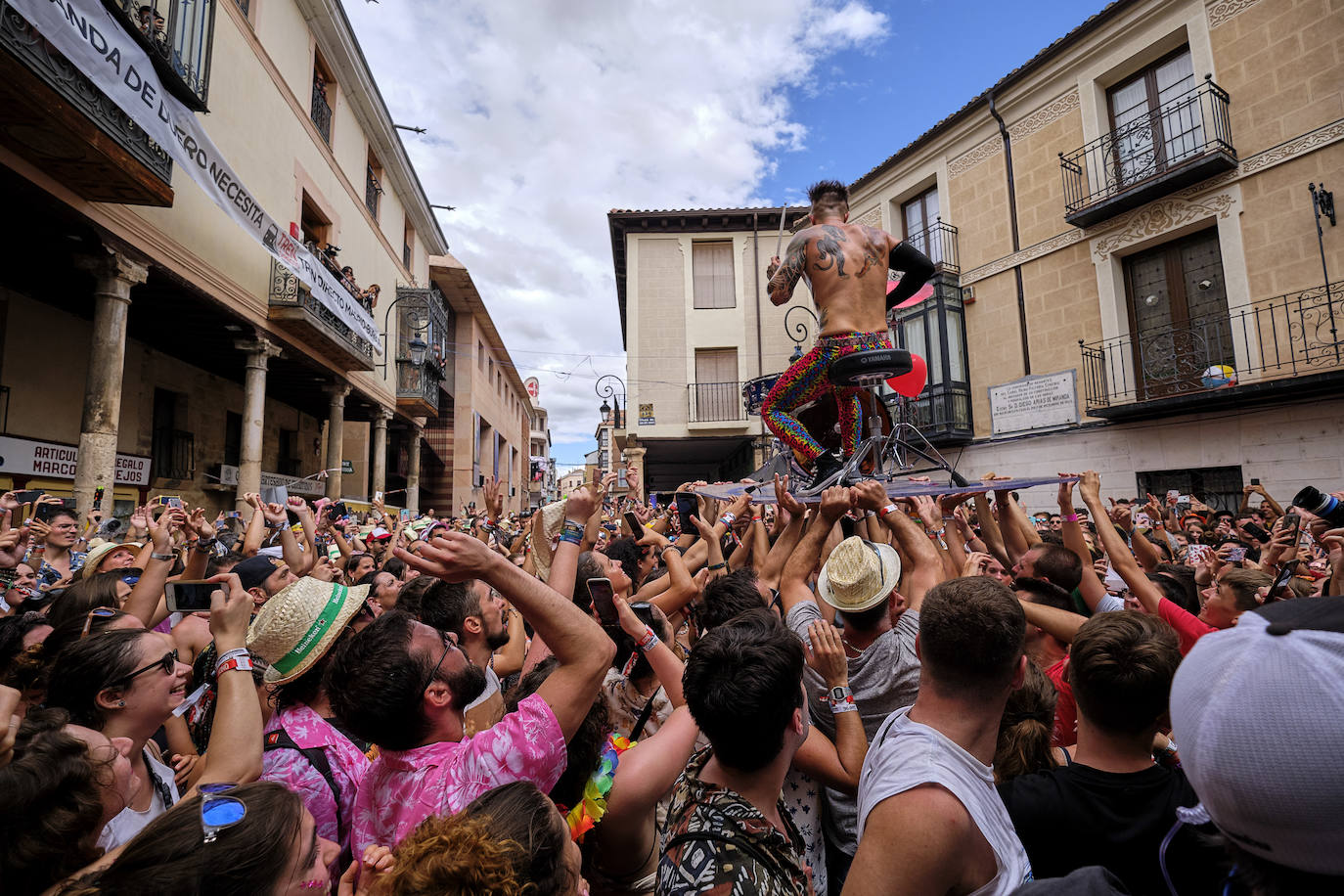 Fotos: La lluvia no puede con la jornada del viernes del Sonorama 2019, 1 de 6