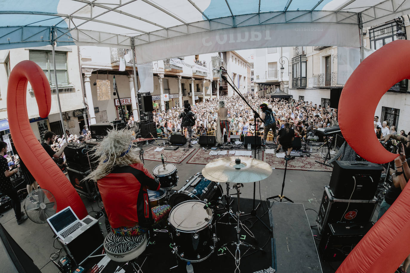 Fotos: La lluvia no puede con la jornada del viernes del Sonorama 2019, 3 de 6