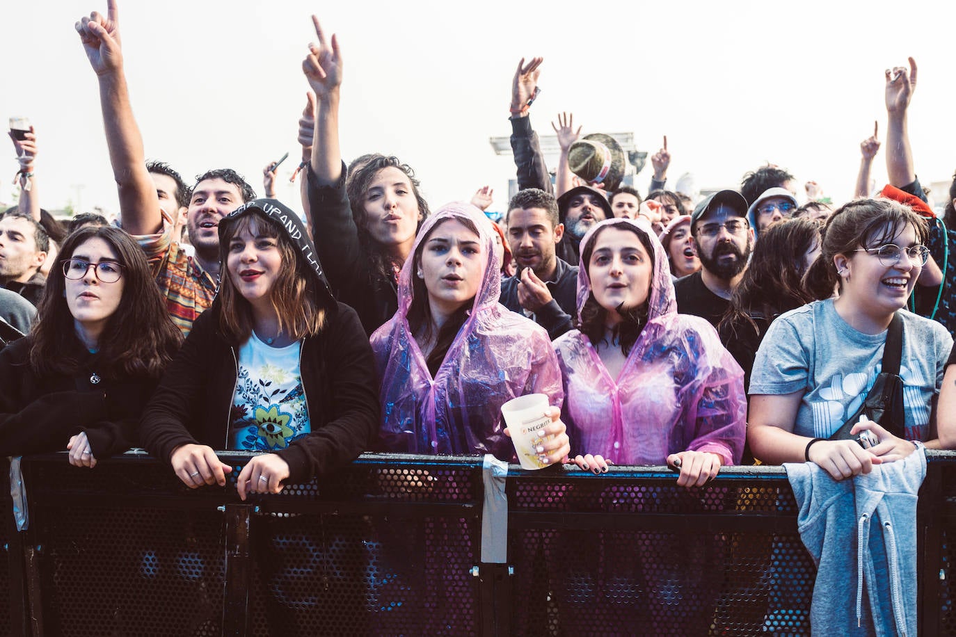 Fotos: La lluvia no puede con la jornada del viernes del Sonorama 2019, 5 de 6