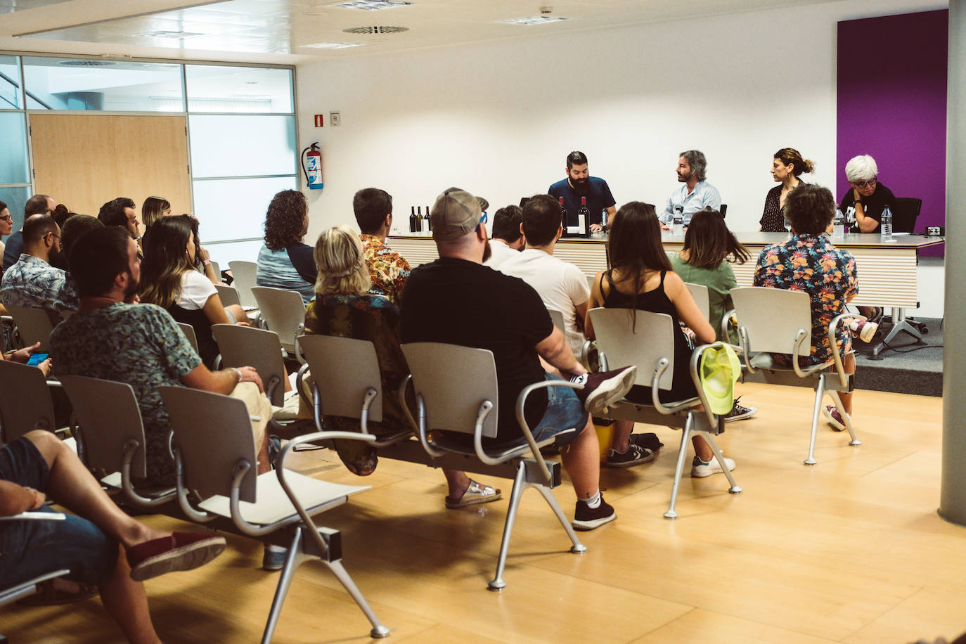 Fotos: La lluvia no puede con la jornada del viernes del Sonorama 2019, 6 de 6