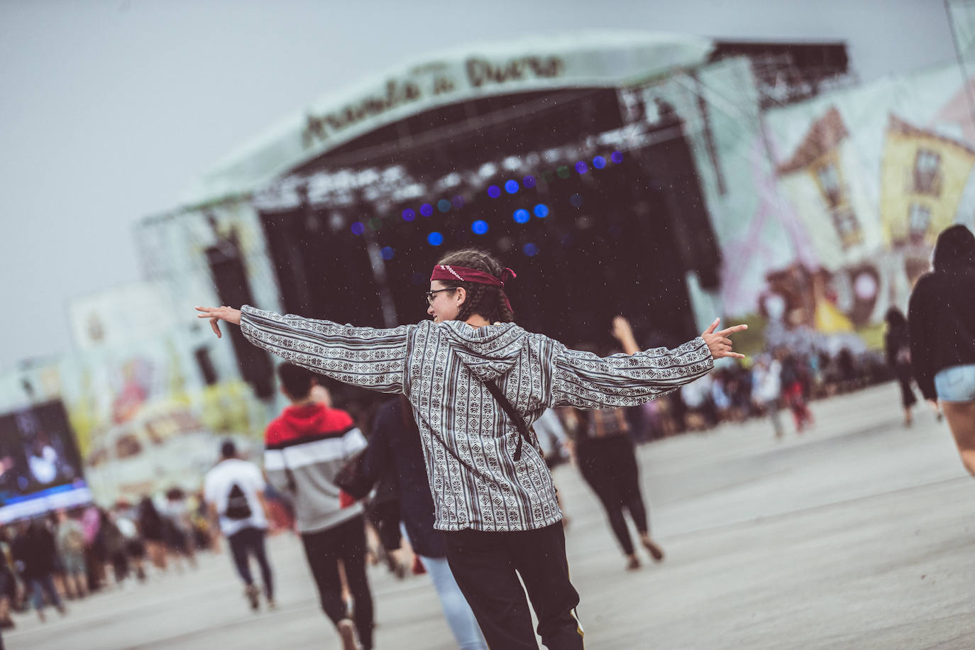 Fotos: La lluvia no puede con la jornada del viernes del Sonorama 2019, 2 de 6