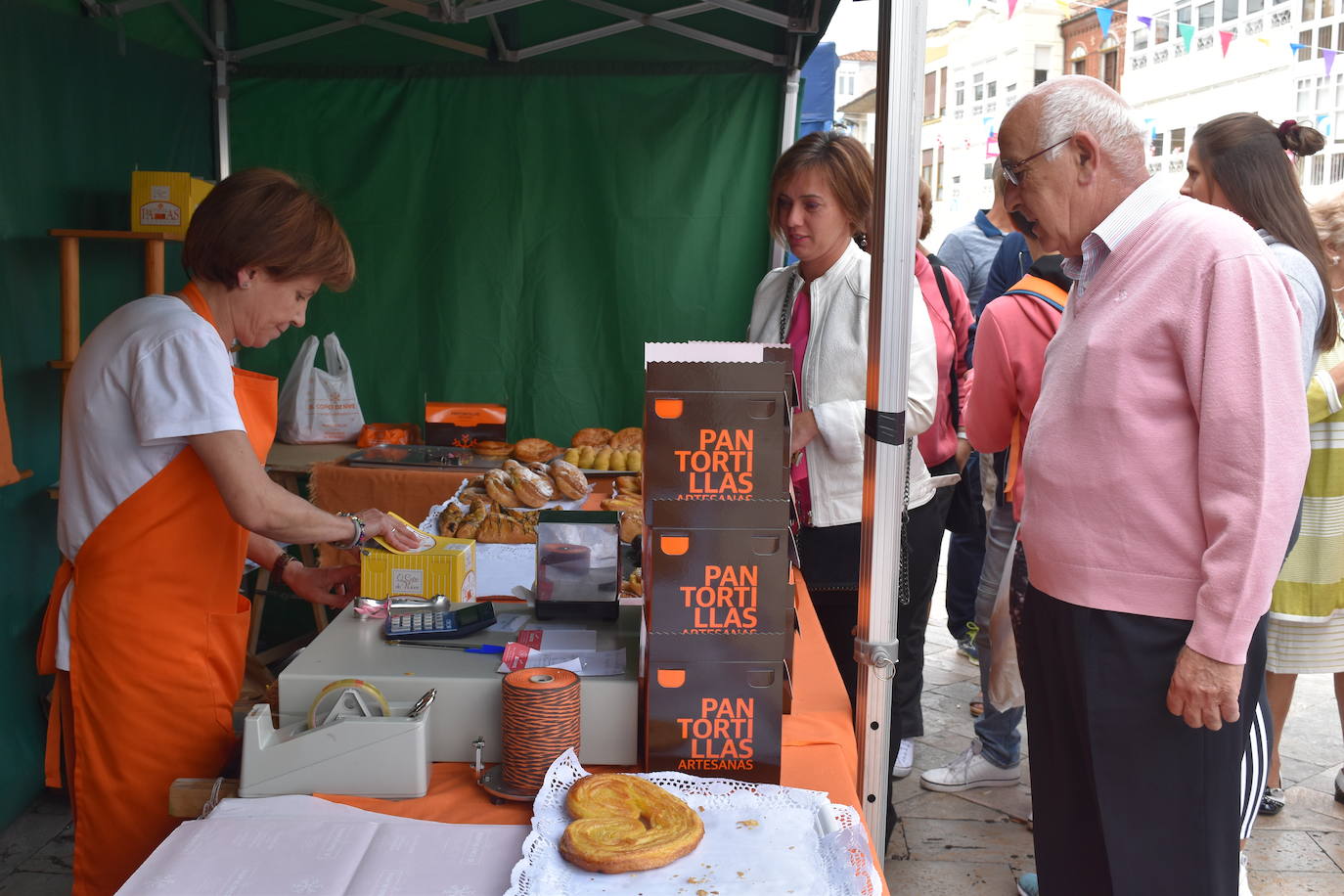 Una de los puestos de la feria.