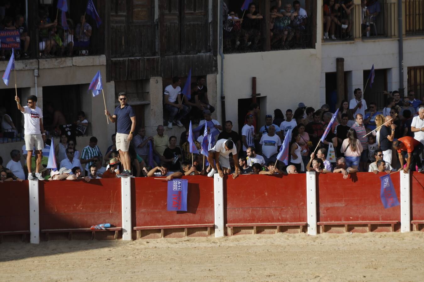 Fotos: Peñafiel despide cinco intensos días de fiestas patronales (2/2)