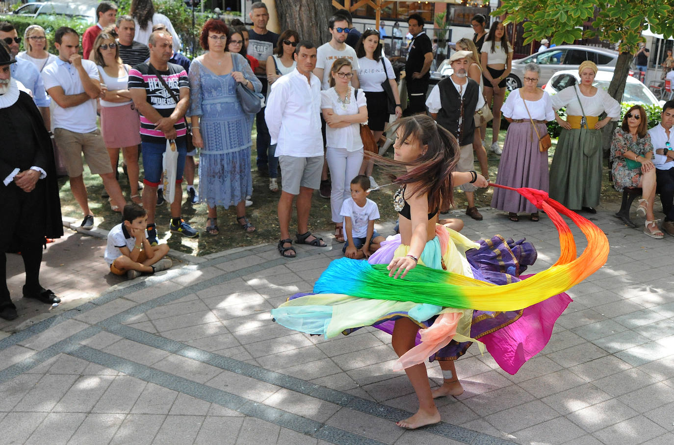 Fotos: Exhibición de danza del vientre en la Feria Renacentista de Medina del Campo