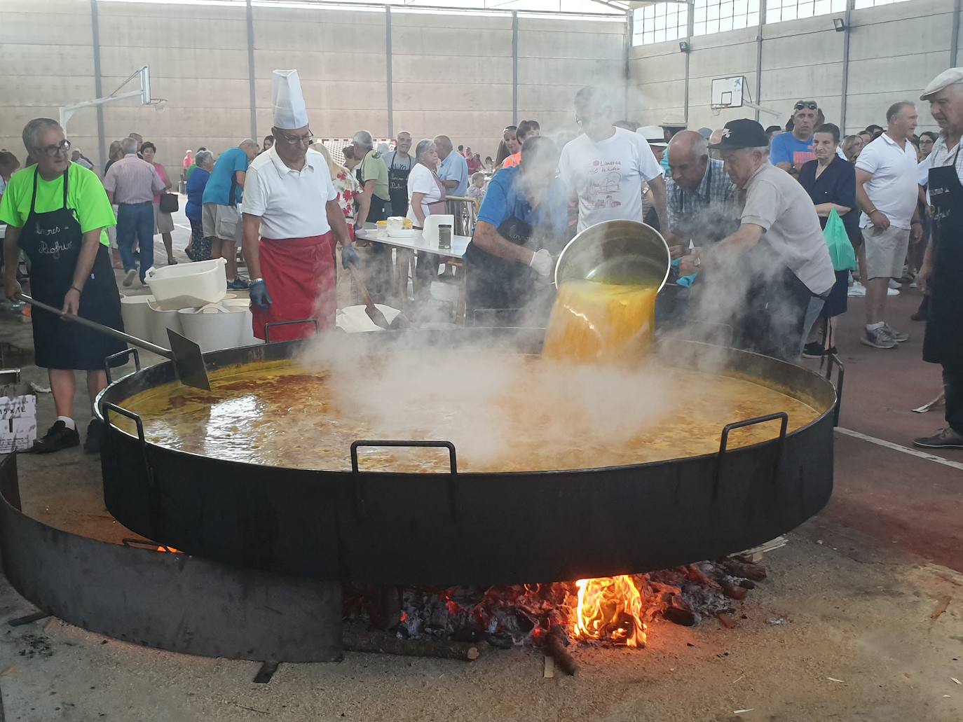Fotos: Paellada en Linares de Riofrío