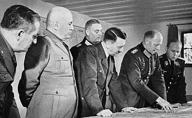 Imagen de Hitler del Twitter de Hugo Izarra.