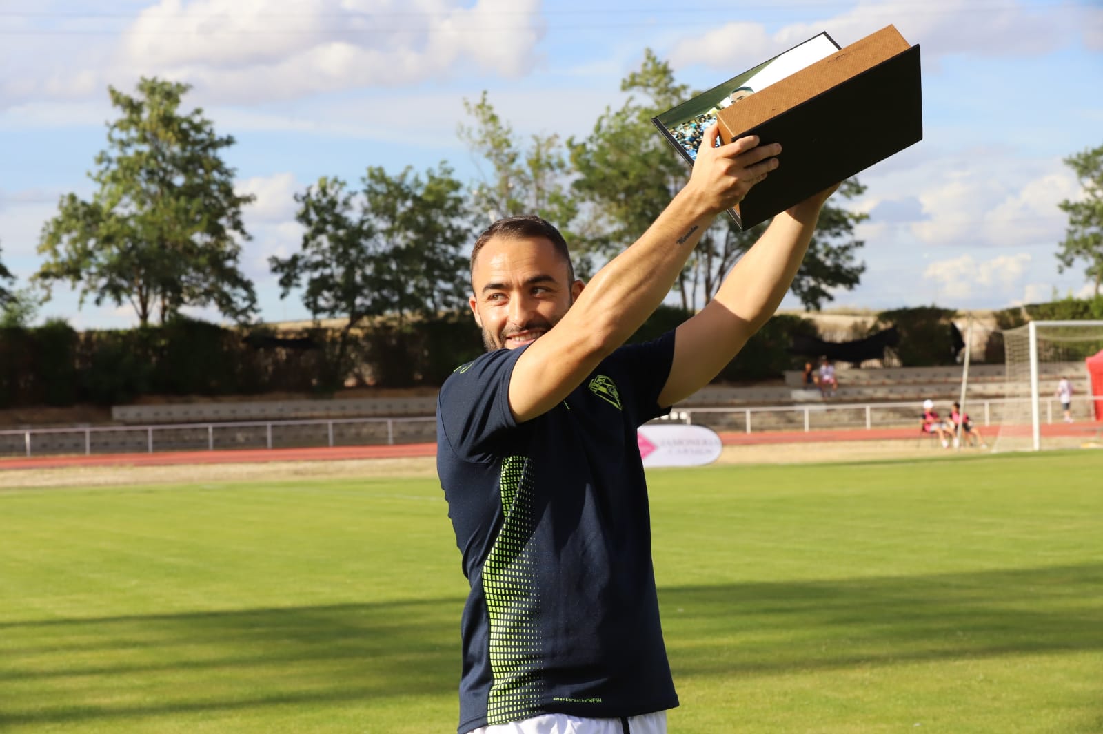 El Mérida, con dos exunionistas en sus filas, Cristo Medina y Diego del Castillo, ha sido el rival elegido para cerrar la pretemporada en Salamanca por parte del Unionista, en un partido con goles y que ha servido para afinar la puesta a punto del equipo charro. 