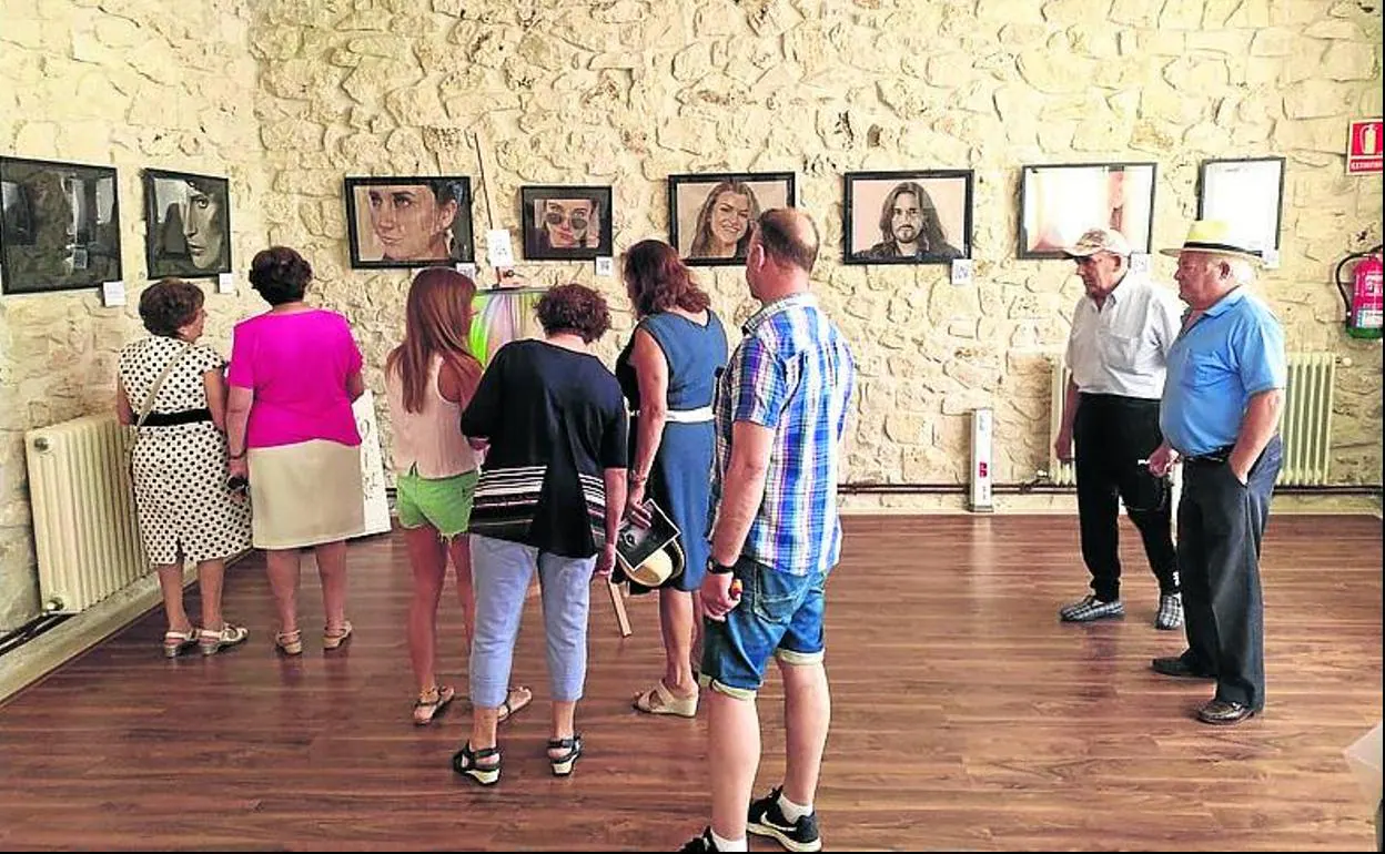 Exposición de Laura Serrano en el Museo de la Piedra.