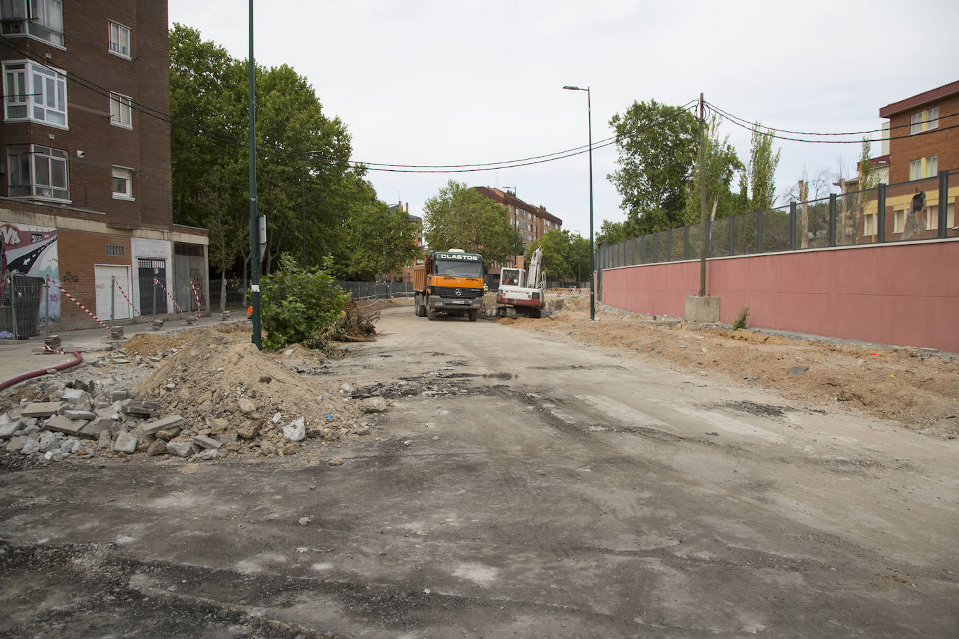 Fotos: Obras para construir el túnel para vehículos entre las calles Andrómeda y Nochevieja