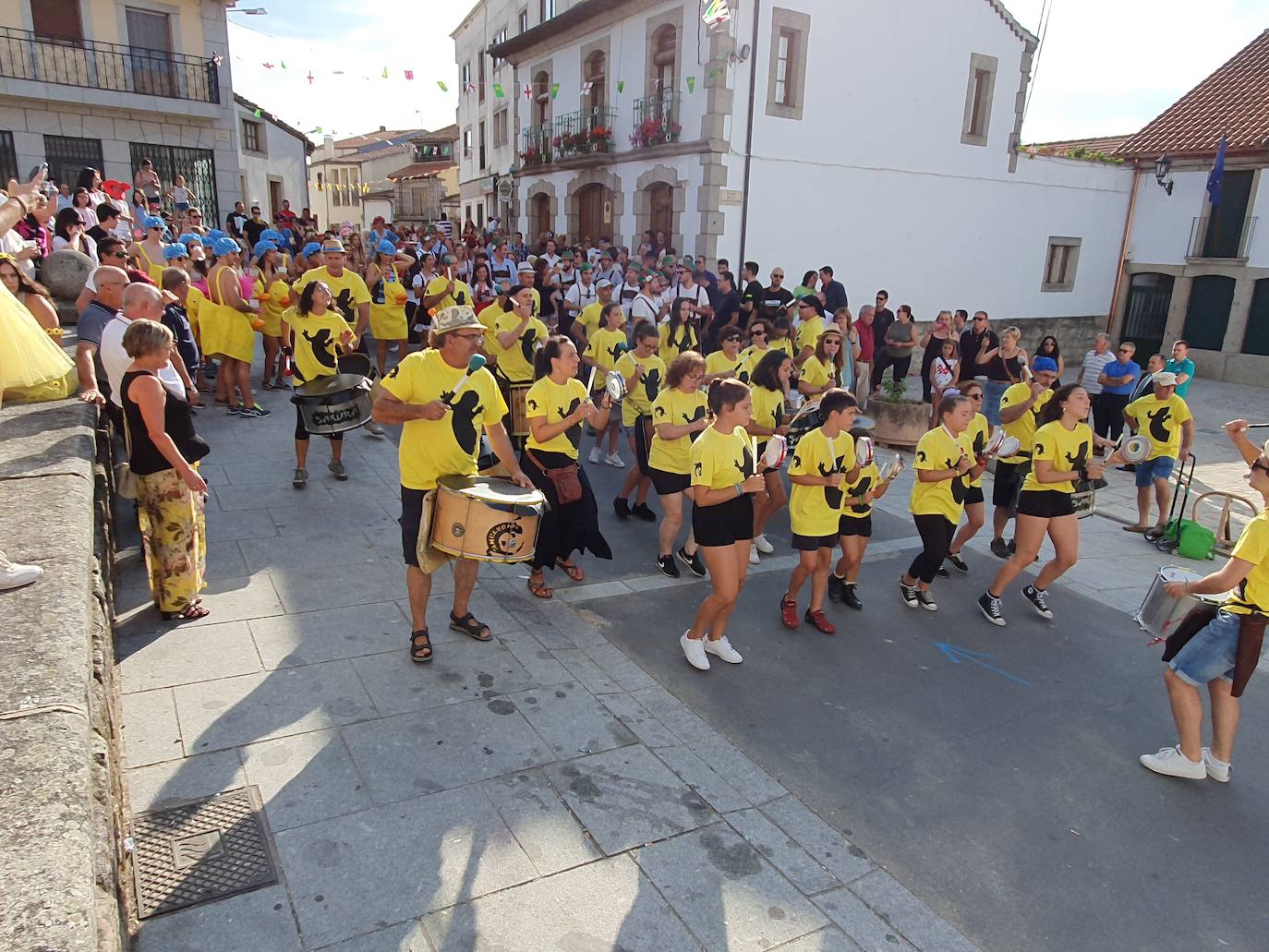 Fotos: Desfile de peñas en Los Santos