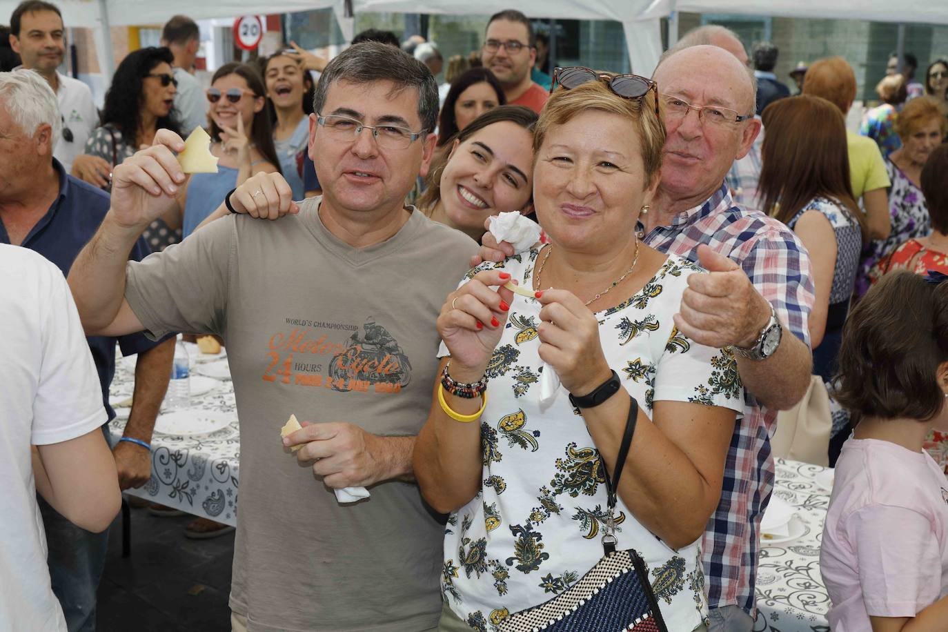 Más de 1.500 visitantes disfrutan de oferta de dos elaboradoras locales, una de Tudela y otra de Cantabria