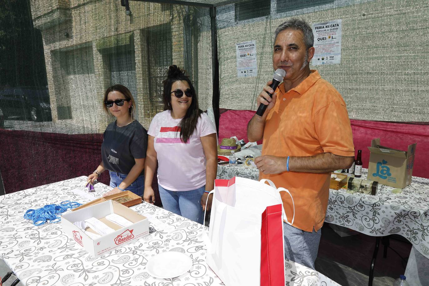 Más de 1.500 visitantes disfrutan de oferta de dos elaboradoras locales, una de Tudela y otra de Cantabria