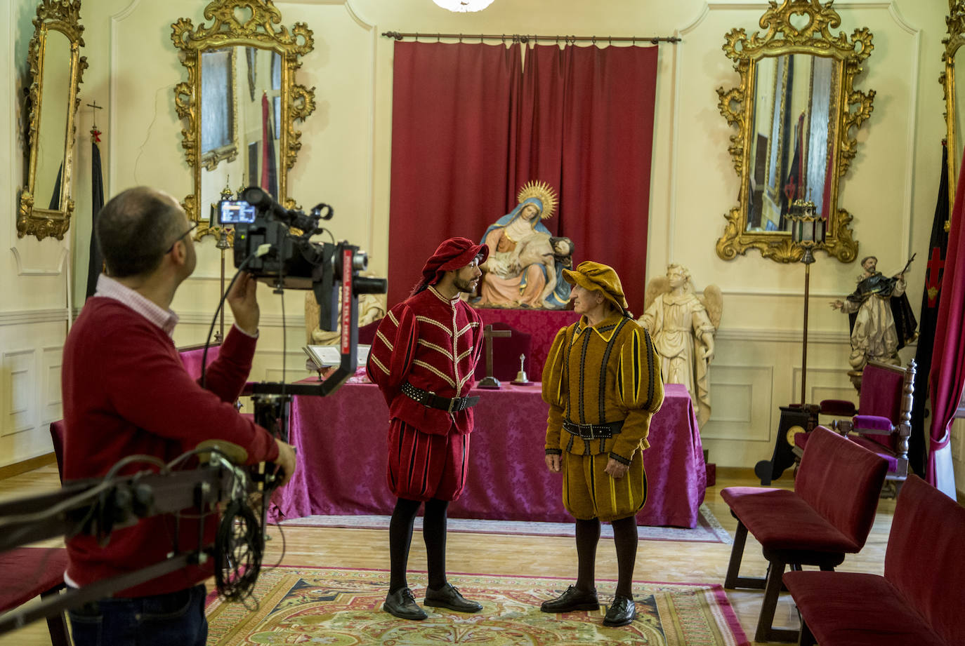 Fotos: La cofradía de Las Angustias recreará sus 450 años en un montaje multimedia en el Zorrilla