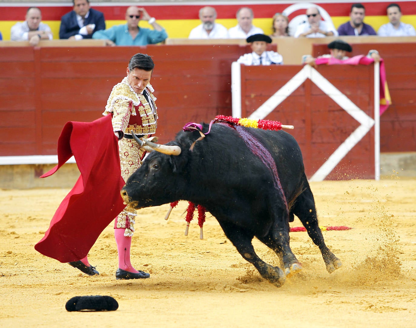 Fotos: Primera de abono de las Ferias y Fiestas de San Antolín 2019