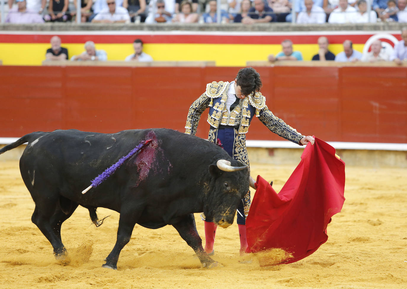 Fotos: Primera de abono de las Ferias y Fiestas de San Antolín 2019