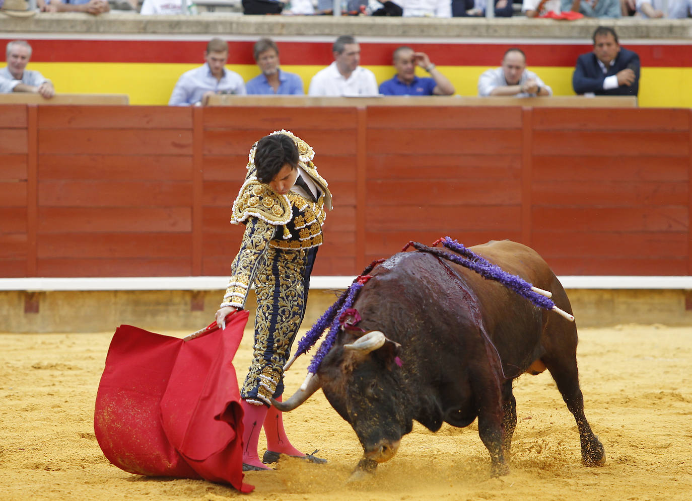 Fotos: Primera de abono de las Ferias y Fiestas de San Antolín 2019