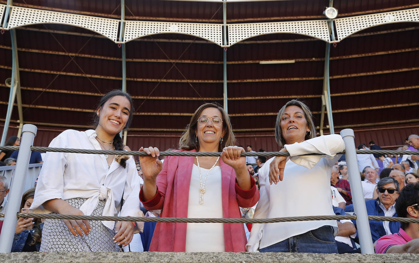 Fotos: Público en la última corrida de ferias