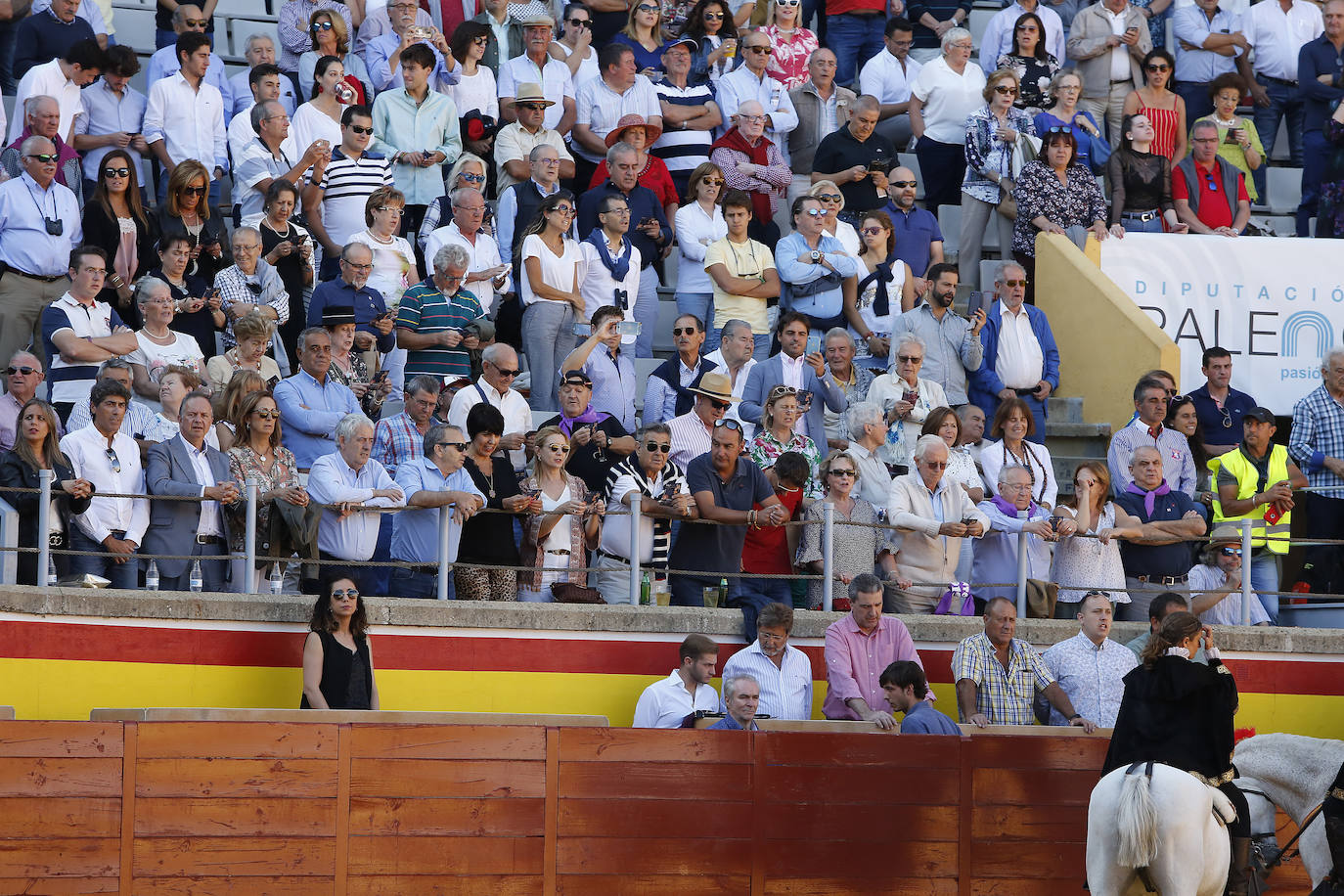 Fotos: Público en la última corrida de ferias
