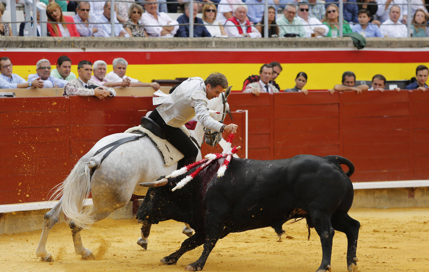 Fotos: Corrida de rejones en Palencia
