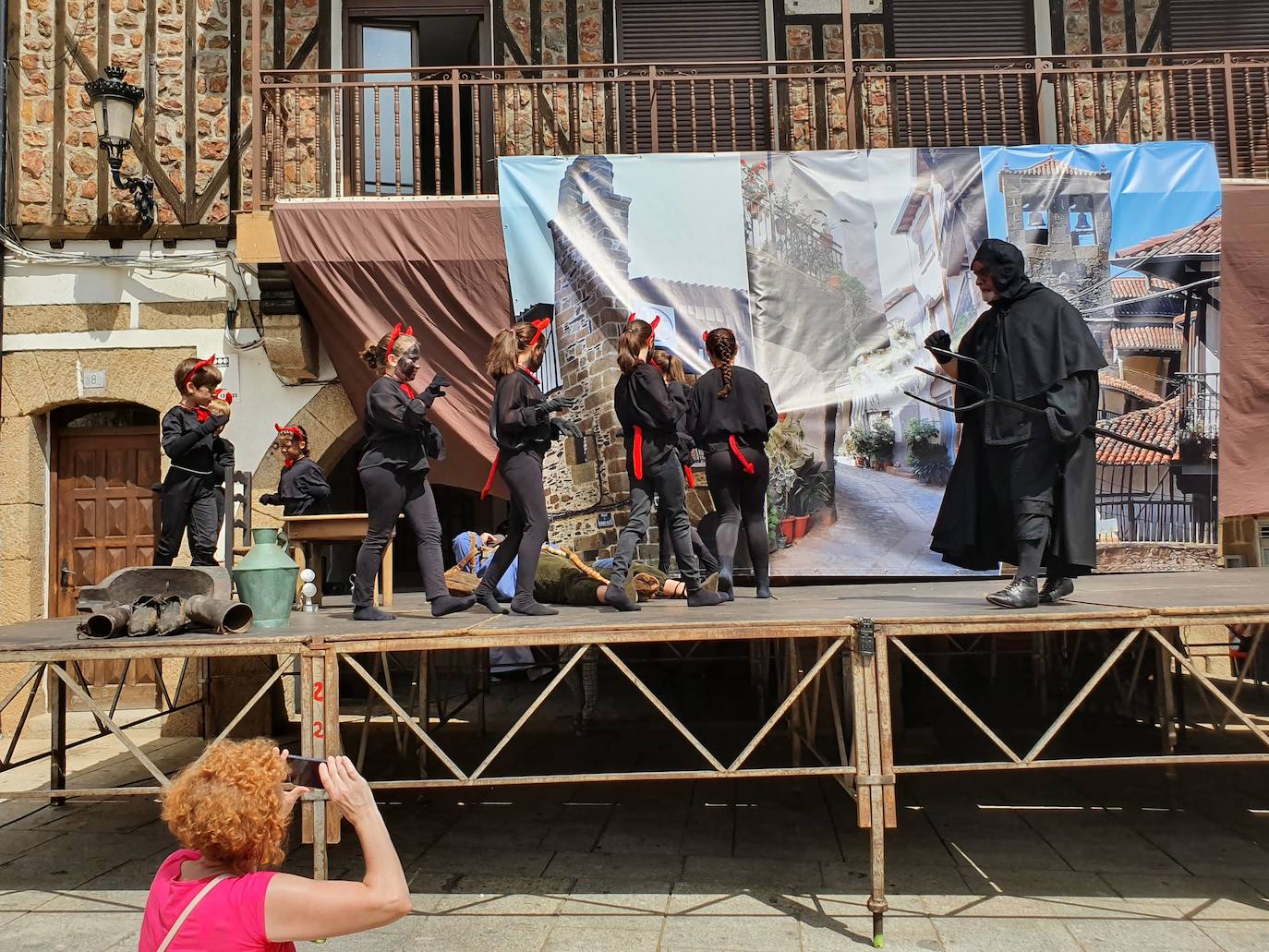 Fotos: Sotoserrano recupera la representación de la Loa