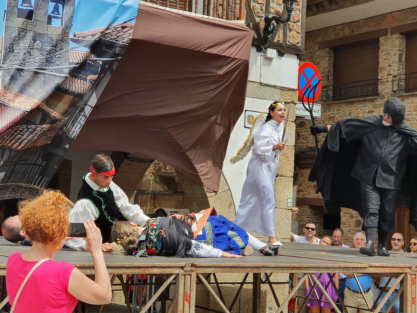 Fotos: Sotoserrano recupera la representación de la Loa