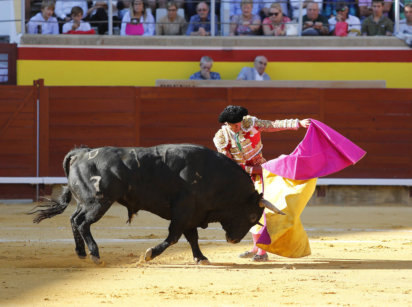 Fotos: Ferrera y Aguado triunfan en la última corrida de la feria de Palencia