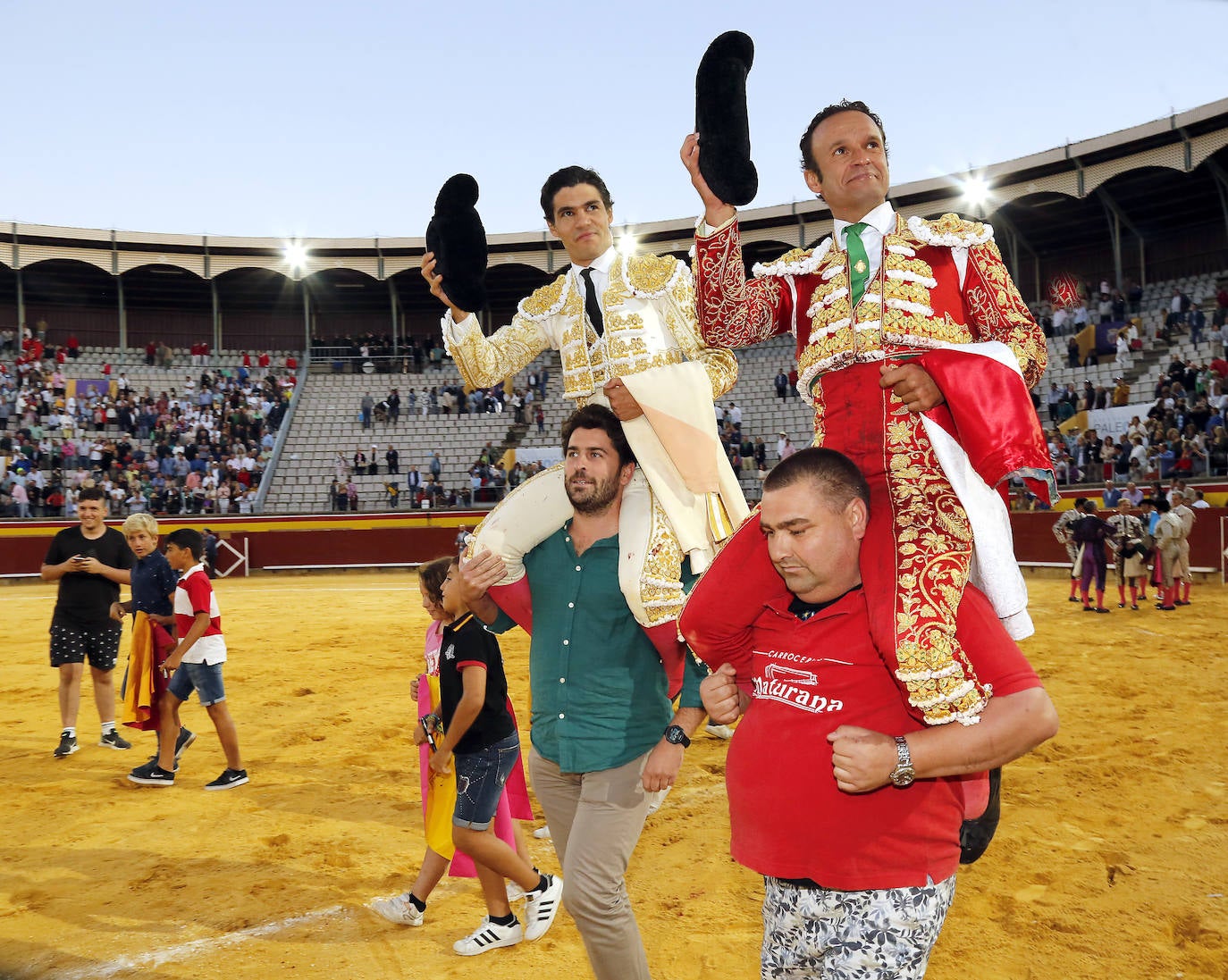 Fotos: Ferrera y Aguado triunfan en la última corrida de la feria de Palencia