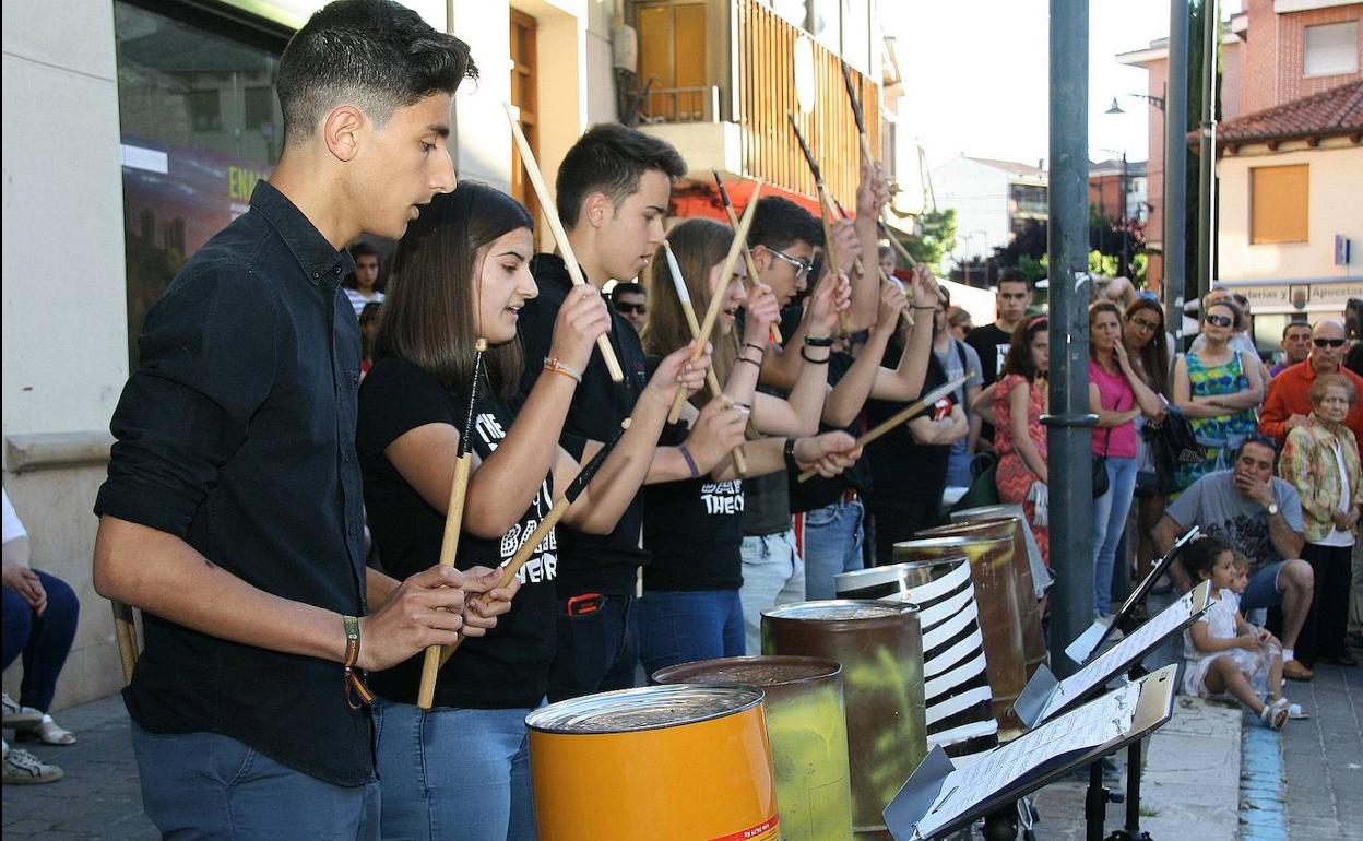 Paseo Musical de los alumnos de la escuela al final del curso.