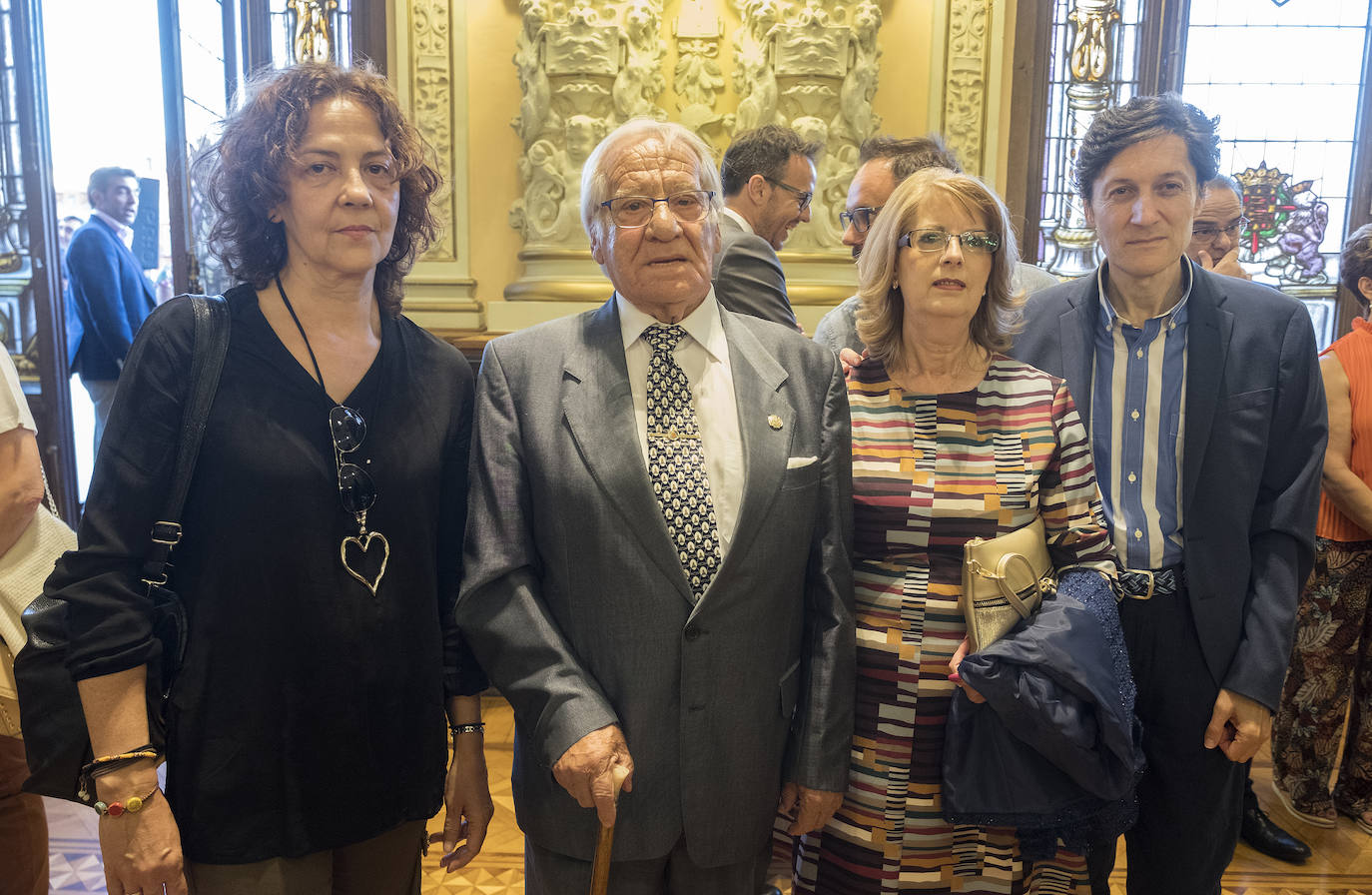Ángeles González, Bernardino Vergara, Begoña Samaniego e Isaac Mazariegos.