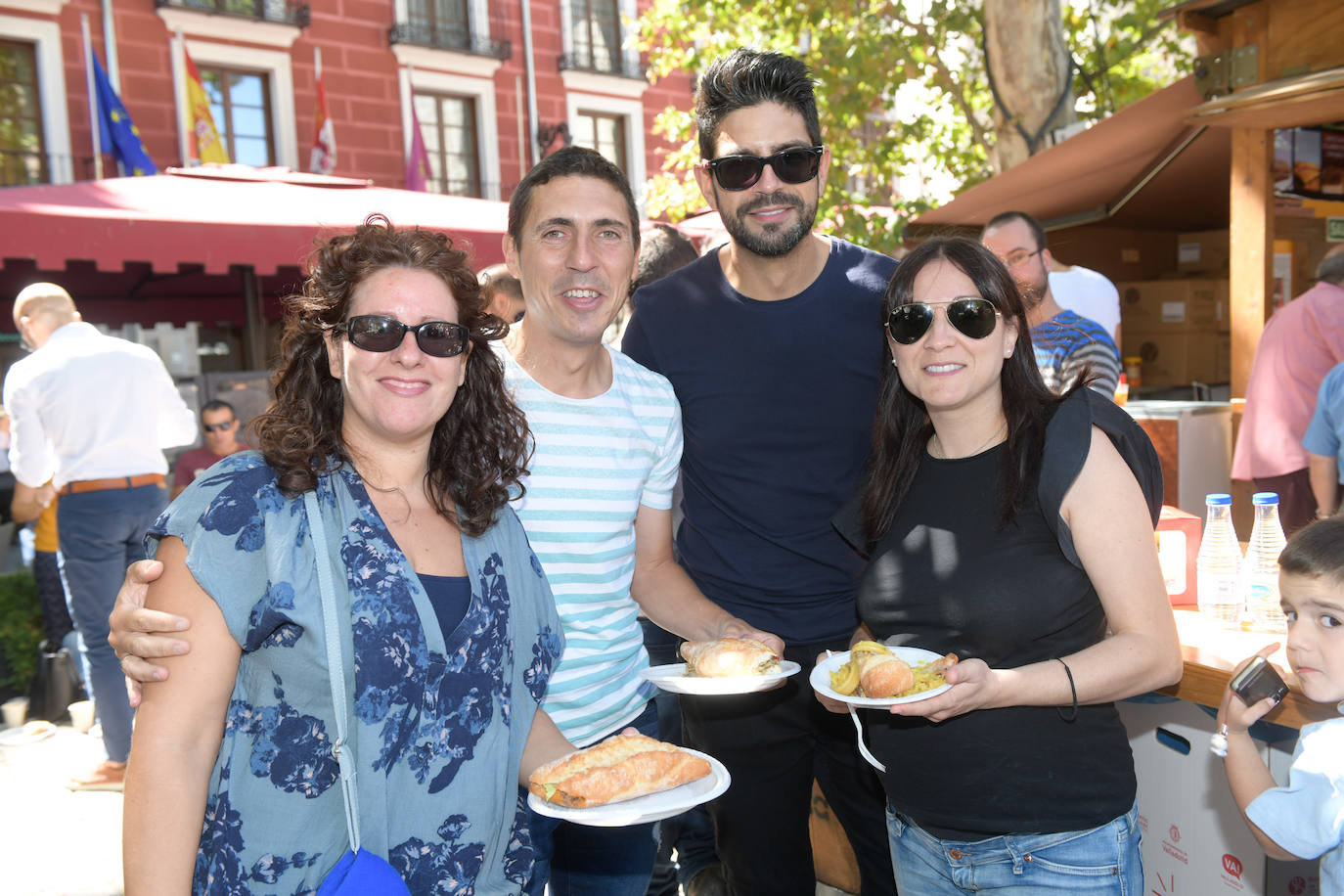 Fotos: Ambiente en las casetas de la feria de día