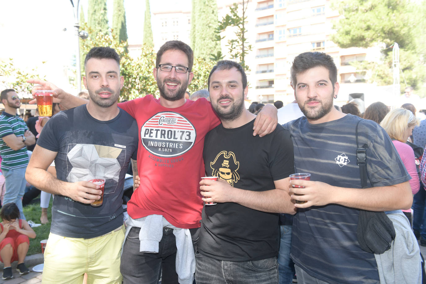 Fotos: Ambiente en las casetas de la feria de día