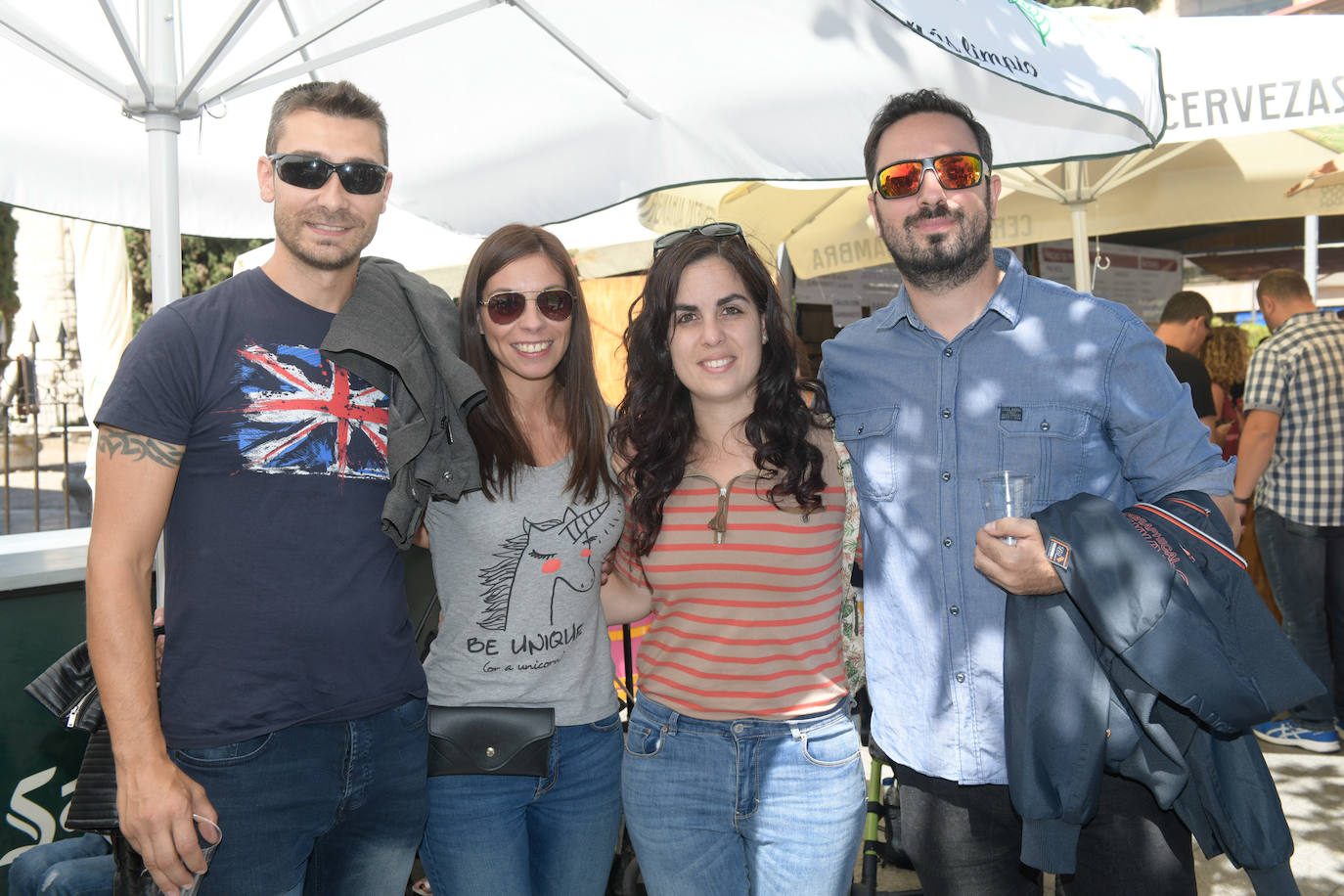 Fotos: Ambiente en las casetas de la feria de día