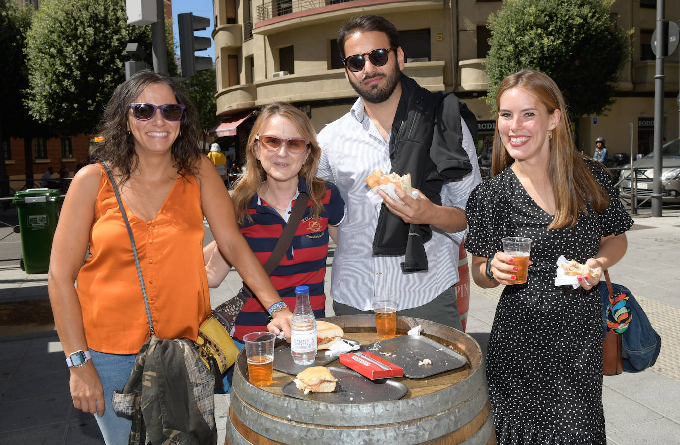 Fotos: Ambiente en las casetas de la feria de día