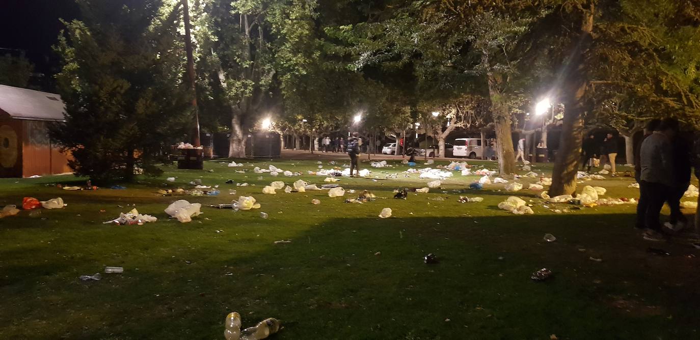 Fotos: Así quedaron las Moreras tras el primer viernes de fiestas de Valladolid