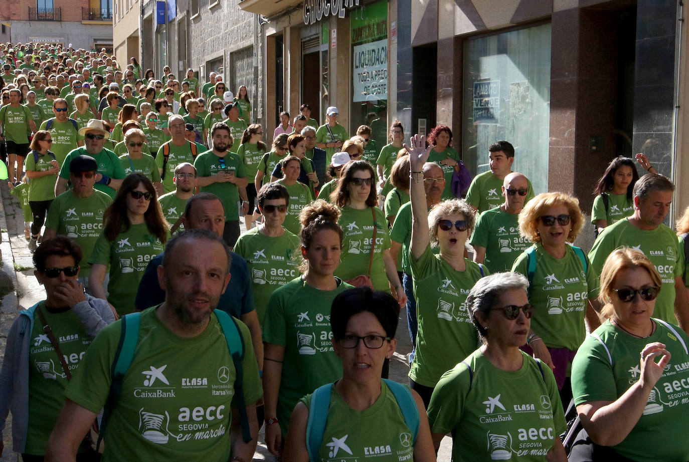 Fotos: VI Marcha contra el Cáncer en Segovia