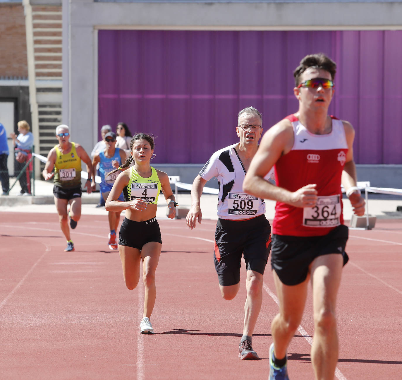 Fotos: XIII Carrera Urbana Adidas PMD en Palencia