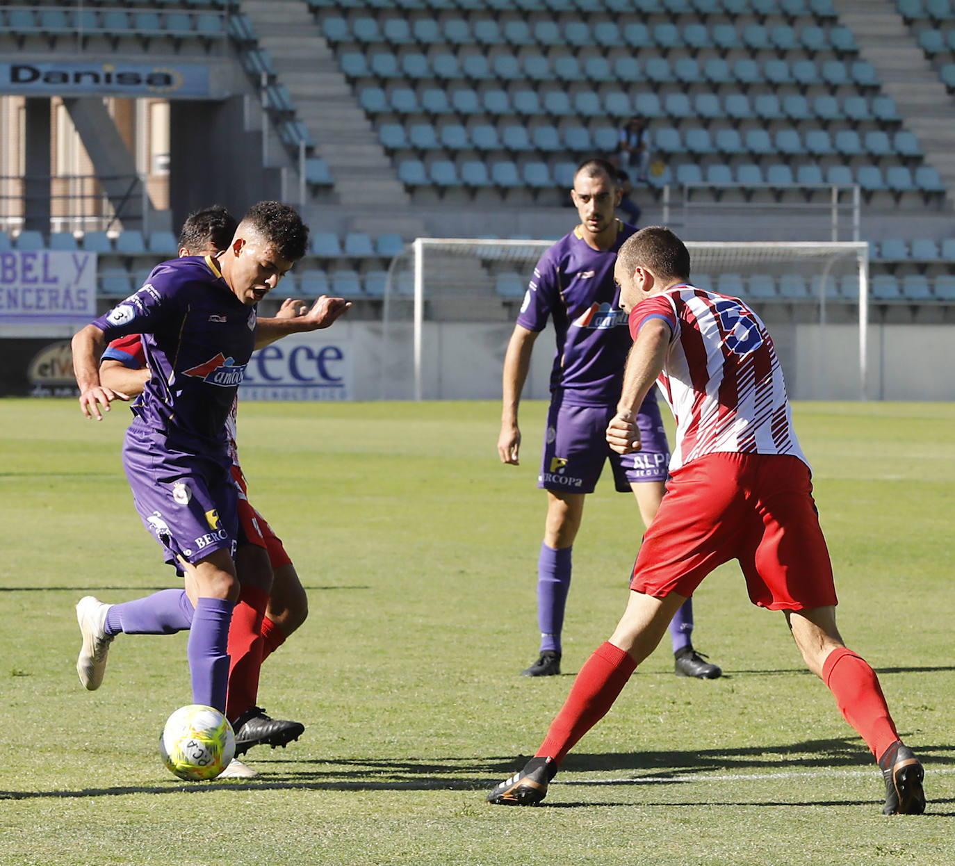 Fotos: Palencia Cristo Atlético 3 - 0 Atlético Bembibre