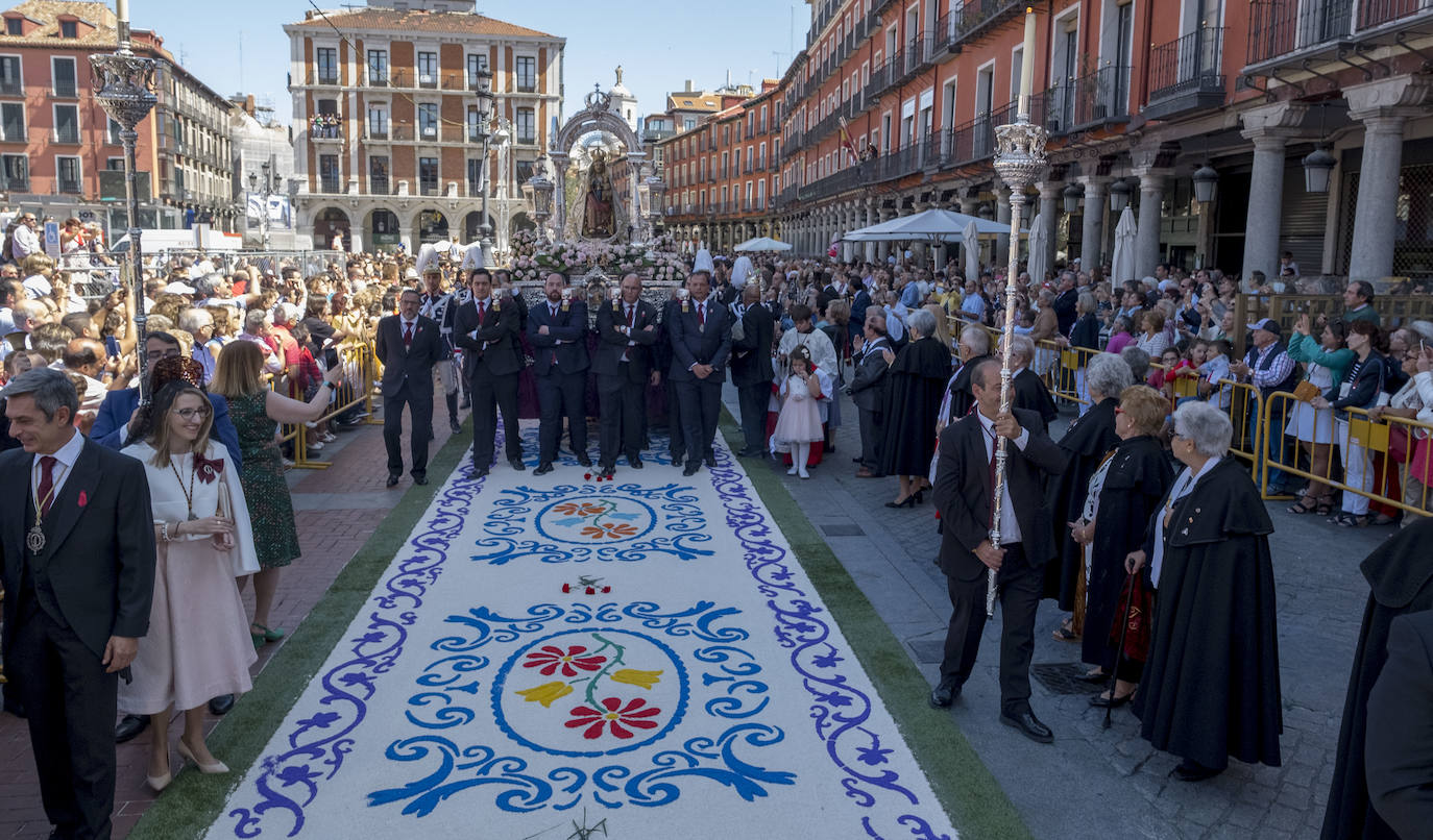 Fotos: Misa y procesión en honor a la Virgen de San Lorenzo