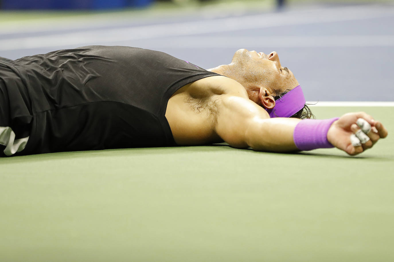 Rafa Nadal celebra su cuarto título del Abierto de Estdos Unidos, que supone su 19ª Grand Slam.